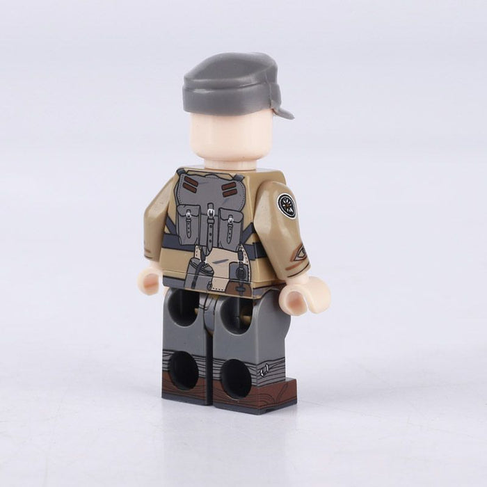 WW2  German 1st Mountain Division Figure
