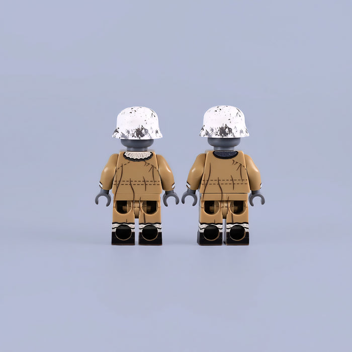 WW2 German Soldiers in Winter Sheepskin Camo Coat