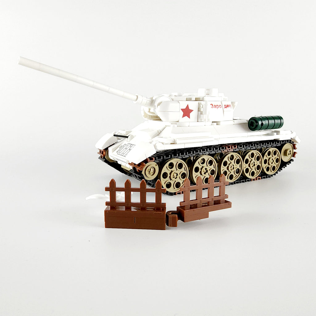 WW2 Soviet T-34-85 (Winter Camo) — Brick Block Army