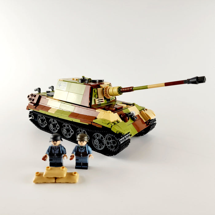 WW2 German Jagdtiger Tank Destroyer brick built kit