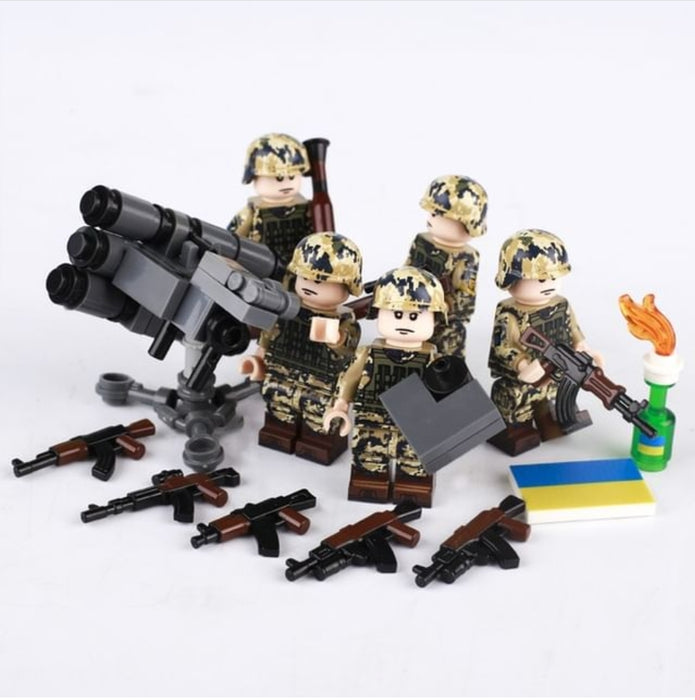 Custom Ukrainian Army figures with Britsh Starstreak