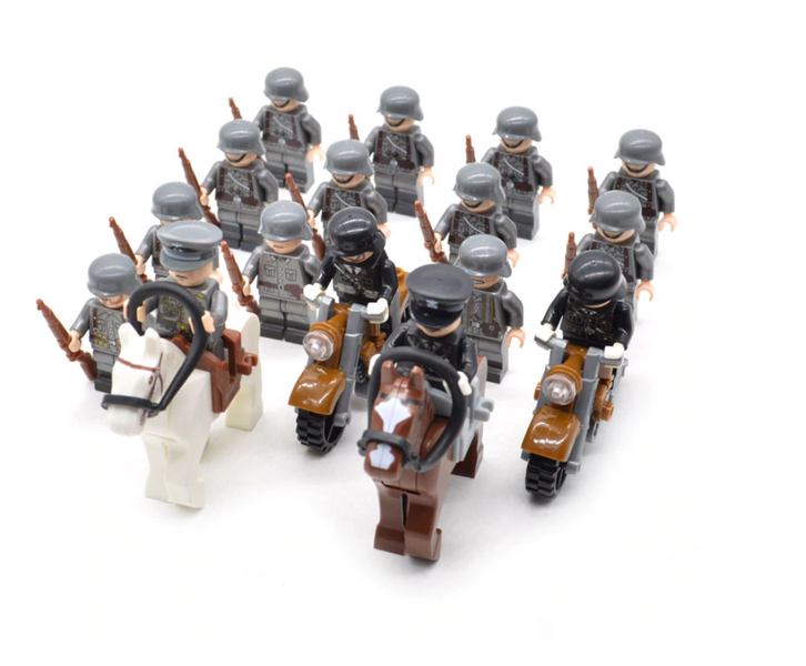 WW2 German Sweeping Infantry x16 — Brick Block Army
