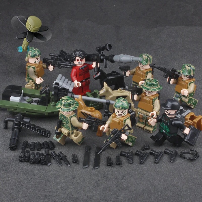 Army figures and toy soldiers