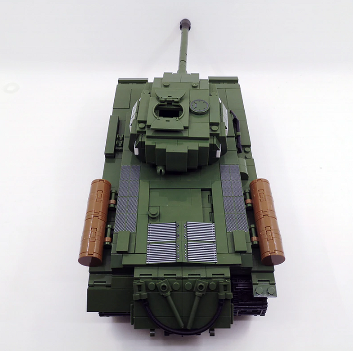 WW2 Soviet Heavy Tank IS-2M